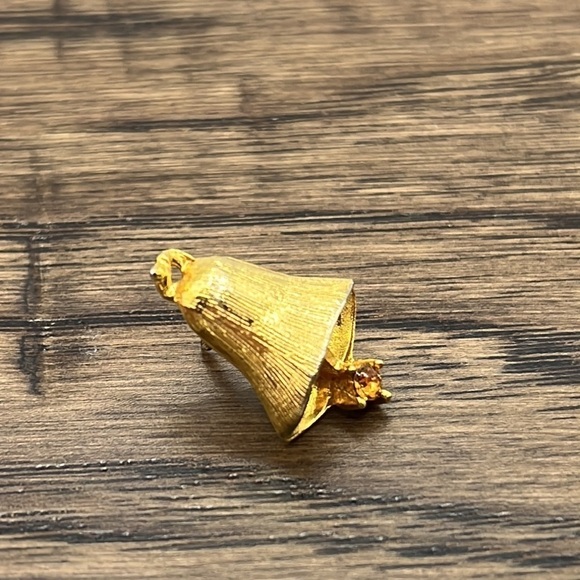 Small Gold Tone Bell With Yellow Rhinestone Collectible Pin / Lapel Bell - Picture 6 of 9